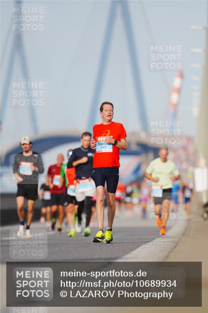 03.10.2026 - Köhlbrandbrückenlauf LAZAROV Photography http://msf.ph/oto/10689934 03.10.2026 09:44:24 Position 3 2223 meine-sportfotos.de