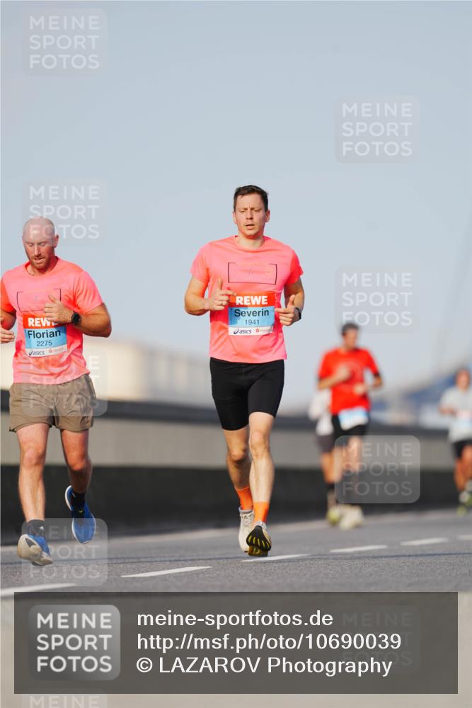 03.10.2026 - Köhlbrandbrückenlauf LAZAROV Photography http://msf.ph/oto/10690039 03.10.2026 09:44:46 Position 3 2275, 1941 meine-sportfotos.de