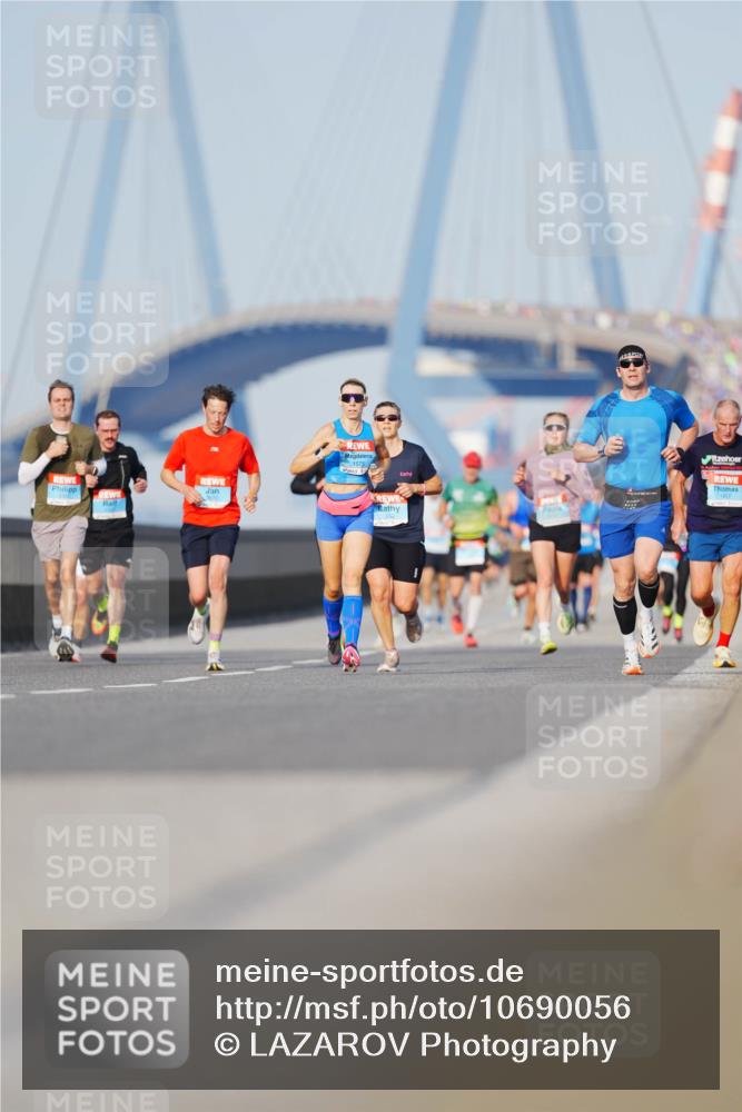 03.10.2026 - Köhlbrandbrückenlauf LAZAROV Photography http://msf.ph/oto/10690056 03.10.2026 09:44:49 Position 3 1575 meine-sportfotos.de