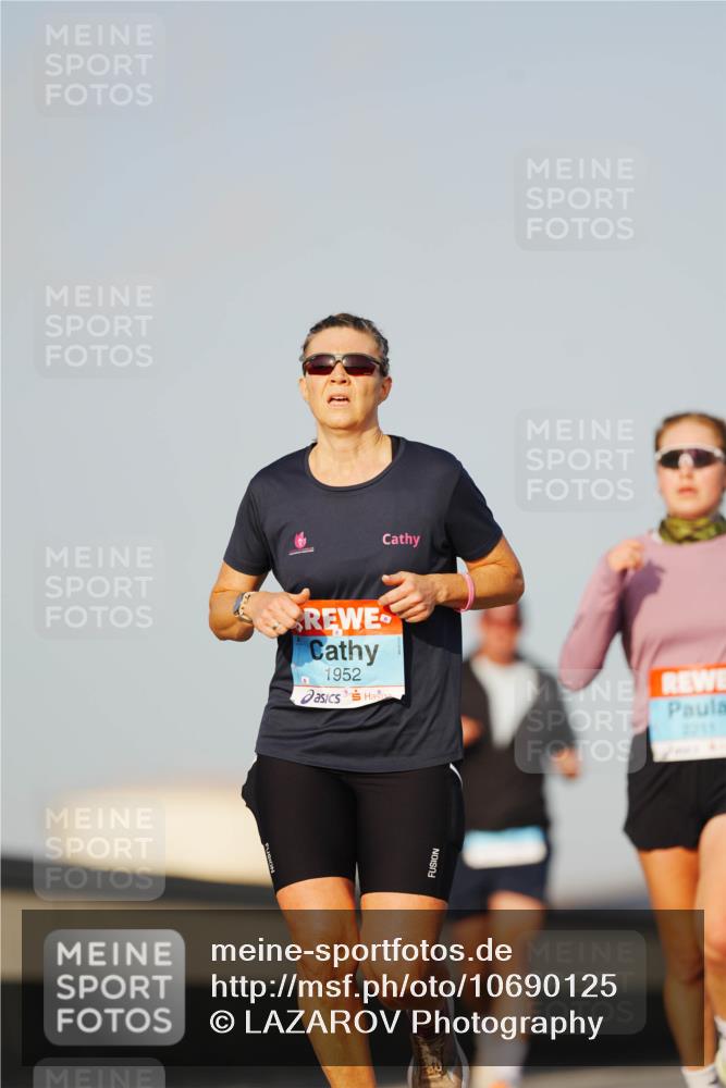 03.10.2026 - Köhlbrandbrückenlauf LAZAROV Photography http://msf.ph/oto/10690125 03.10.2026 09:45:05 Position 3 1952 meine-sportfotos.de