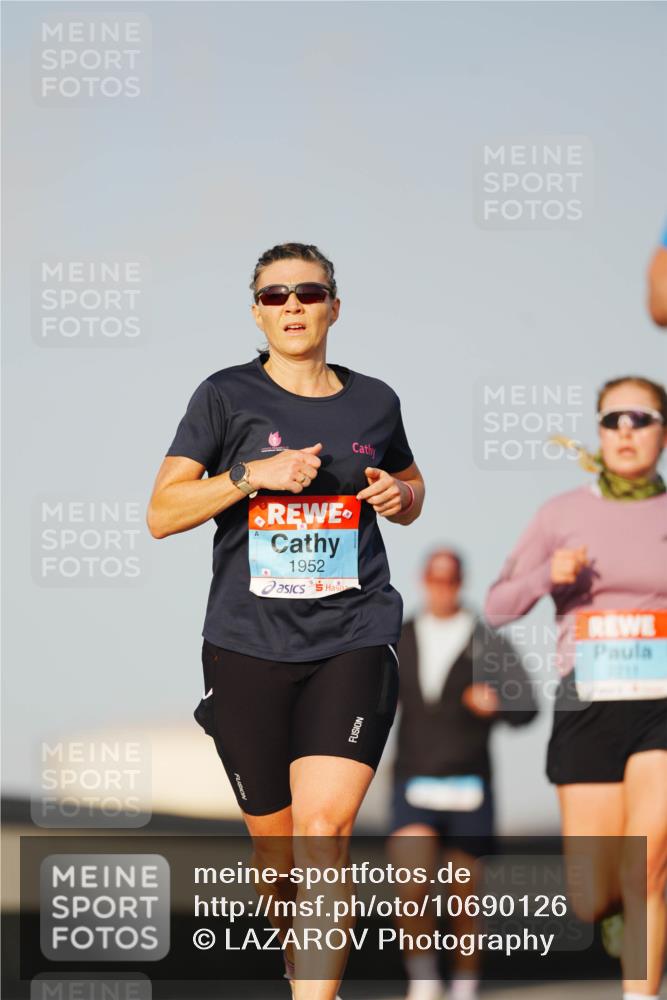 03.10.2026 - Köhlbrandbrückenlauf LAZAROV Photography http://msf.ph/oto/10690126 03.10.2026 09:45:06 Position 3 1952 meine-sportfotos.de