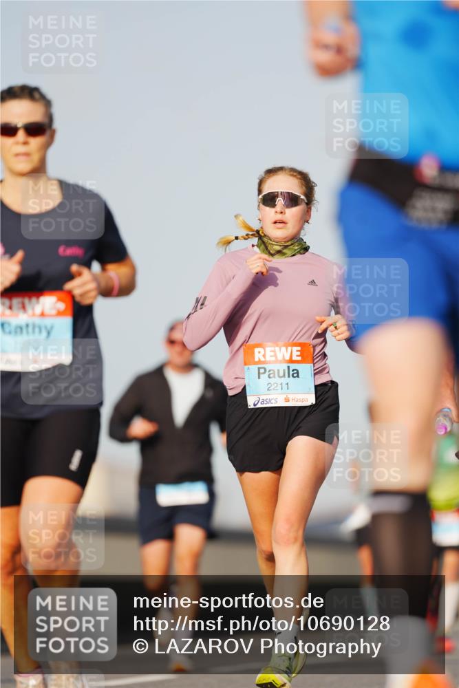 03.10.2026 - Köhlbrandbrückenlauf LAZAROV Photography http://msf.ph/oto/10690128 03.10.2026 09:45:06 Position 3 2211 meine-sportfotos.de