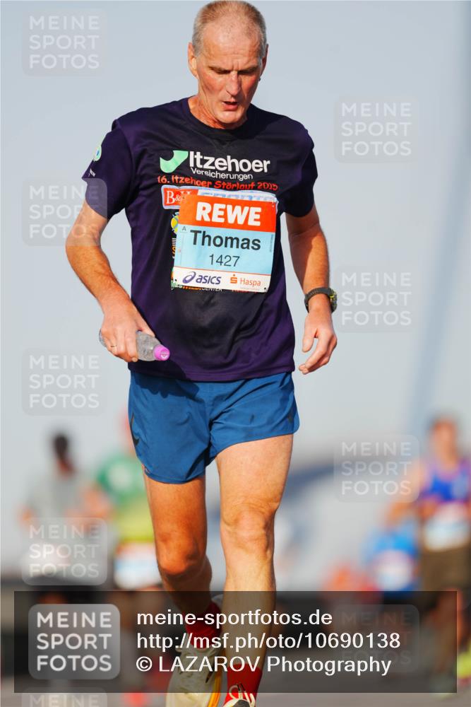 03.10.2026 - Köhlbrandbrückenlauf LAZAROV Photography http://msf.ph/oto/10690138 03.10.2026 09:45:08 Position 3 16, 2015, 1427 meine-sportfotos.de