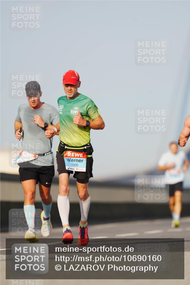 03.10.2026 - Köhlbrandbrückenlauf LAZAROV Photography http://msf.ph/oto/10690160 03.10.2026 09:45:12 Position 3 1506 meine-sportfotos.de