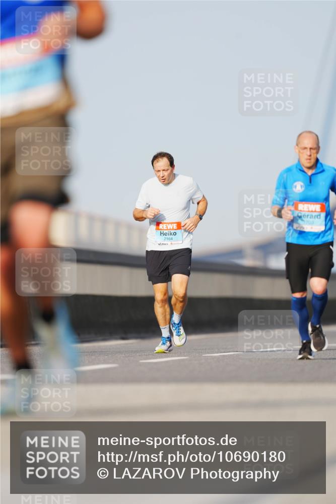 03.10.2026 - Köhlbrandbrückenlauf LAZAROV Photography http://msf.ph/oto/10690180 03.10.2026 09:45:17 Position 3 2164, 1703 meine-sportfotos.de
