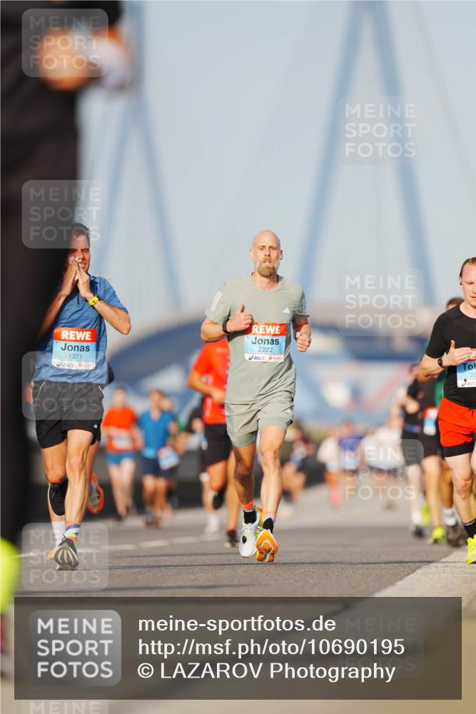 03.10.2026 - Köhlbrandbrückenlauf LAZAROV Photography http://msf.ph/oto/10690195 03.10.2026 09:45:20 Position 3 1371, 2222 meine-sportfotos.de