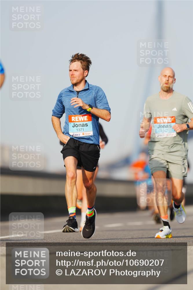 03.10.2026 - Köhlbrandbrückenlauf LAZAROV Photography http://msf.ph/oto/10690207 03.10.2026 09:45:23 Position 3 1371, 2222 meine-sportfotos.de