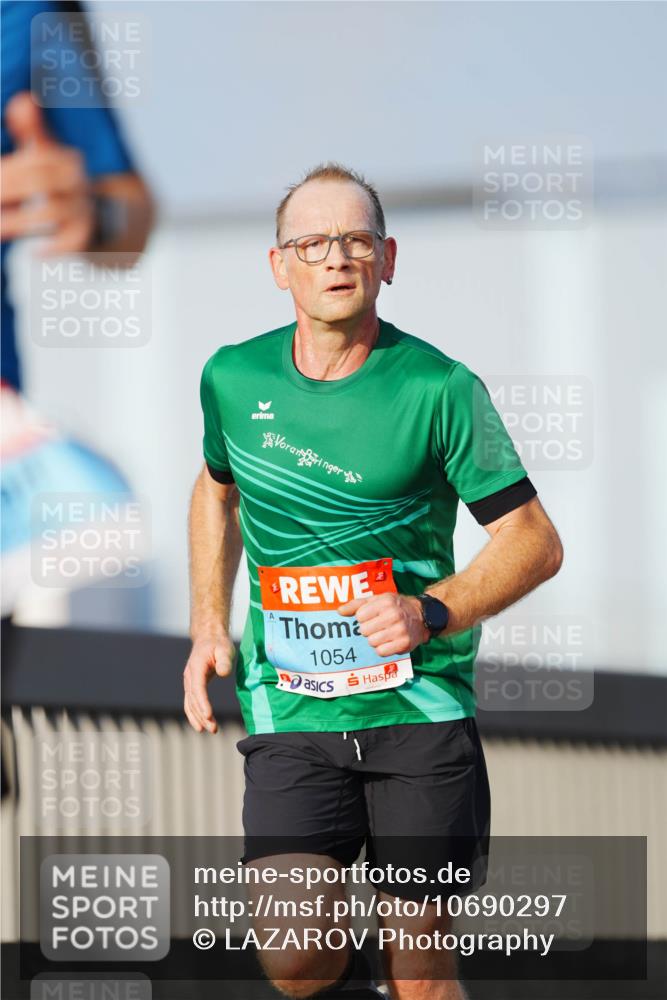 03.10.2026 - Köhlbrandbrückenlauf LAZAROV Photography http://msf.ph/oto/10690297 03.10.2026 09:45:47 Position 3 1054 meine-sportfotos.de