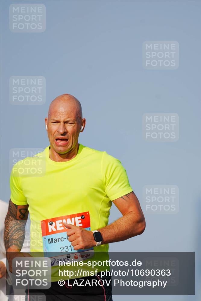 03.10.2026 - Köhlbrandbrückenlauf LAZAROV Photography http://msf.ph/oto/10690363 03.10.2026 09:46:01 Position 3 231 meine-sportfotos.de