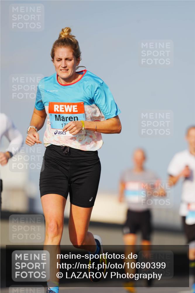 03.10.2026 - Köhlbrandbrückenlauf LAZAROV Photography http://msf.ph/oto/10690399 03.10.2026 09:46:09 Position 3 17 meine-sportfotos.de
