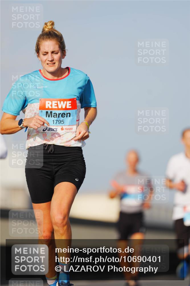 03.10.2026 - Köhlbrandbrückenlauf LAZAROV Photography http://msf.ph/oto/10690401 03.10.2026 09:46:09 Position 3 0, 1795 meine-sportfotos.de