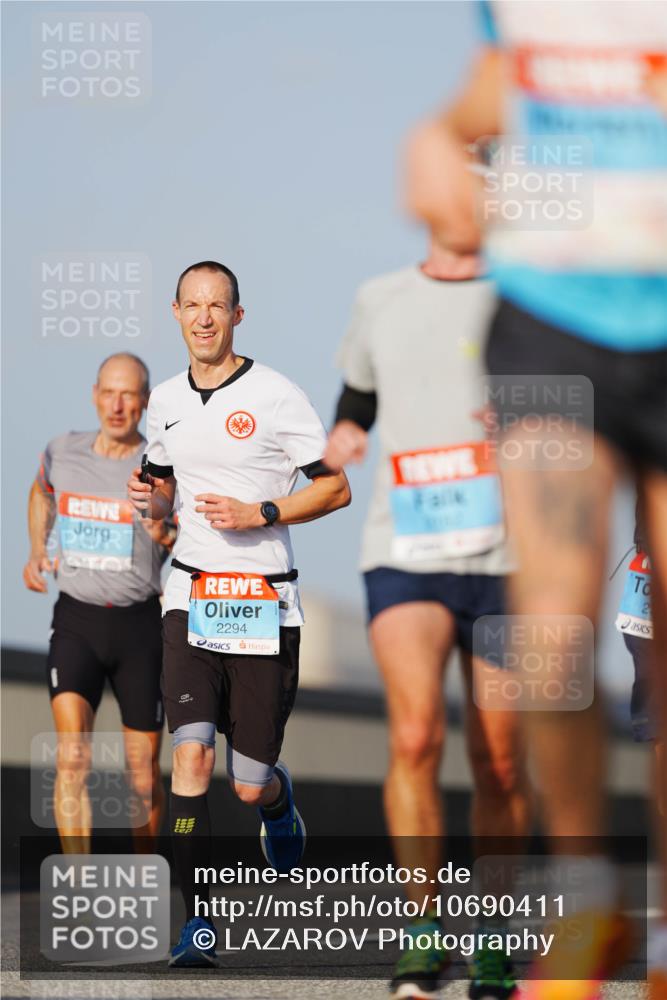 03.10.2026 - Köhlbrandbrückenlauf LAZAROV Photography http://msf.ph/oto/10690411 03.10.2026 09:46:11 Position 3 2215, 2294, 2 meine-sportfotos.de