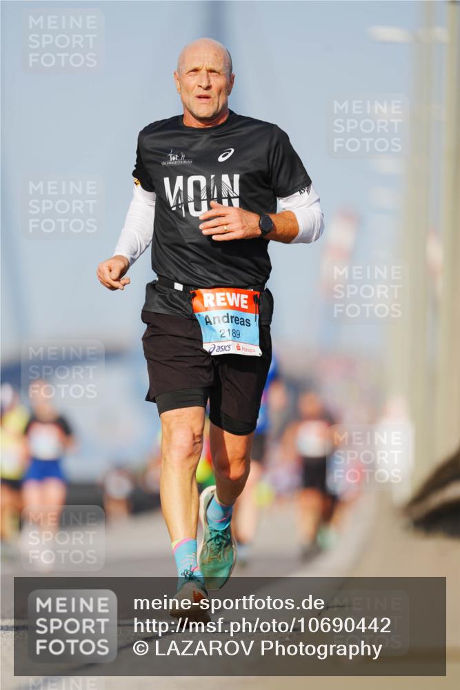 03.10.2026 - Köhlbrandbrückenlauf LAZAROV Photography http://msf.ph/oto/10690442 03.10.2026 09:46:19 Position 3 11, 2189 meine-sportfotos.de