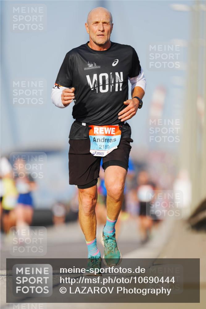 03.10.2026 - Köhlbrandbrückenlauf LAZAROV Photography http://msf.ph/oto/10690444 03.10.2026 09:46:19 Position 3 11, 2189 meine-sportfotos.de