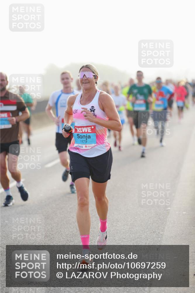 03.10.2026 - Köhlbrandbrückenlauf LAZAROV Photography http://msf.ph/oto/10697259 03.10.2026 09:16:02 Position 3 1, 1179 meine-sportfotos.de