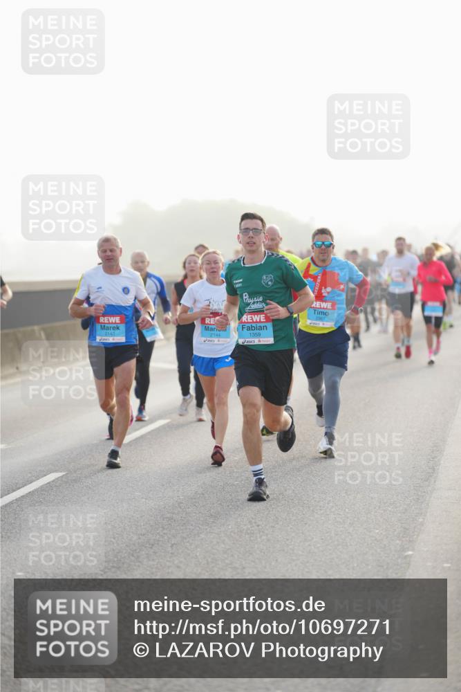 03.10.2026 - Köhlbrandbrückenlauf LAZAROV Photography http://msf.ph/oto/10697271 03.10.2026 09:16:04 Position 3 2143, 1359, 2144, 2367 meine-sportfotos.de