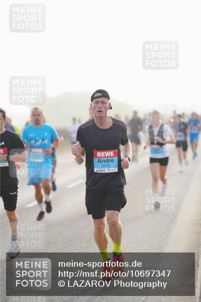 03.10.2026 - Köhlbrandbrückenlauf LAZAROV Photography http://msf.ph/oto/10697347 03.10.2026 09:16:16 Position 3 2410 meine-sportfotos.de