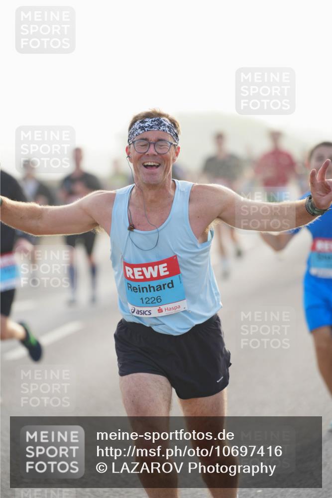 03.10.2026 - Köhlbrandbrückenlauf LAZAROV Photography http://msf.ph/oto/10697416 03.10.2026 09:16:25 Position 3 1226 meine-sportfotos.de
