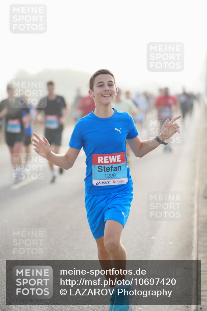 03.10.2026 - Köhlbrandbrückenlauf LAZAROV Photography http://msf.ph/oto/10697420 03.10.2026 09:16:26 Position 3 1229 meine-sportfotos.de