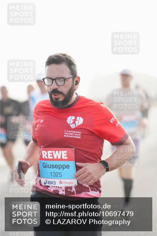 03.10.2026 - Köhlbrandbrückenlauf LAZAROV Photography http://msf.ph/oto/10697479 03.10.2026 09:16:35 Position 3 7, 1325 meine-sportfotos.de