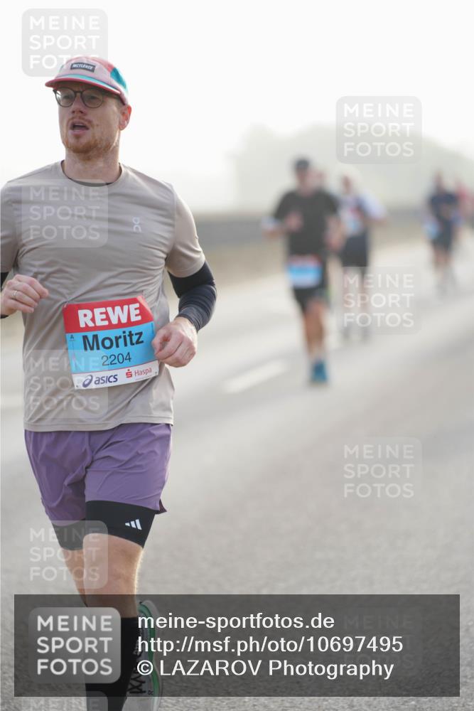 03.10.2026 - Köhlbrandbrückenlauf LAZAROV Photography http://msf.ph/oto/10697495 03.10.2026 09:16:37 Position 3 2204 meine-sportfotos.de