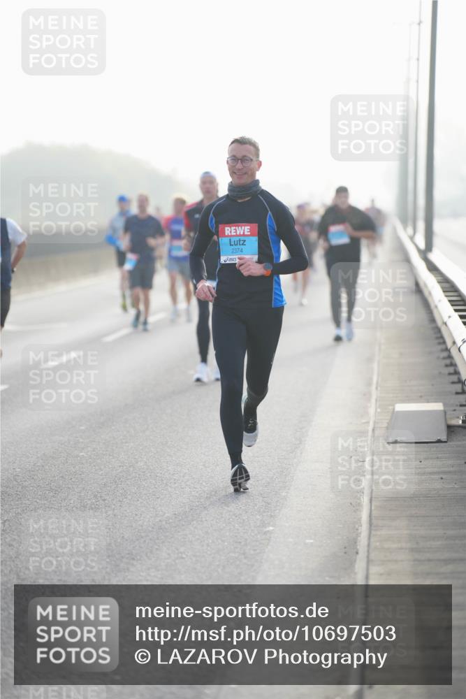 03.10.2026 - Köhlbrandbrückenlauf LAZAROV Photography http://msf.ph/oto/10697503 03.10.2026 09:16:39 Position 3 2374 meine-sportfotos.de