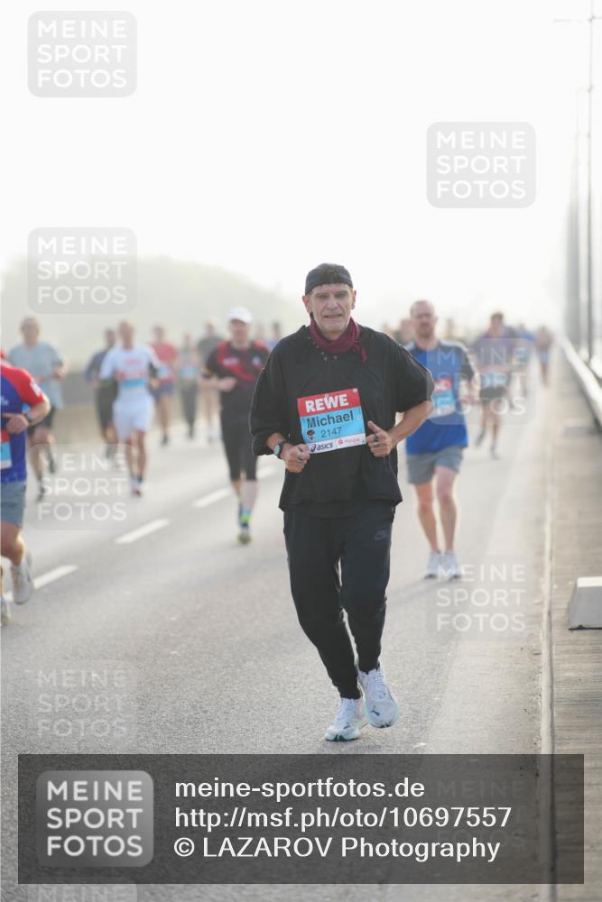 03.10.2026 - Köhlbrandbrückenlauf LAZAROV Photography http://msf.ph/oto/10697557 03.10.2026 09:16:45 Position 3 2147 meine-sportfotos.de
