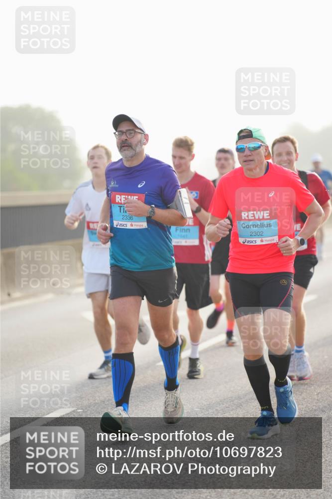 03.10.2026 - Köhlbrandbrückenlauf LAZAROV Photography http://msf.ph/oto/10697823 03.10.2026 09:17:22 Position 3 2336, 1641, 2302 meine-sportfotos.de