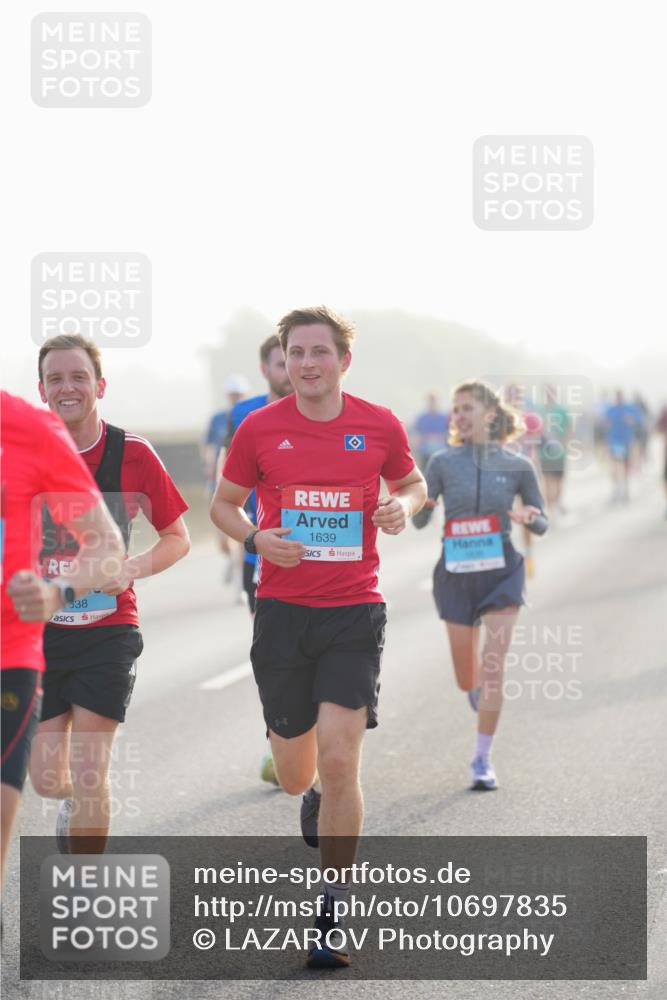 03.10.2026 - Köhlbrandbrückenlauf LAZAROV Photography http://msf.ph/oto/10697835 03.10.2026 09:17:23 Position 3 538, 1639 meine-sportfotos.de