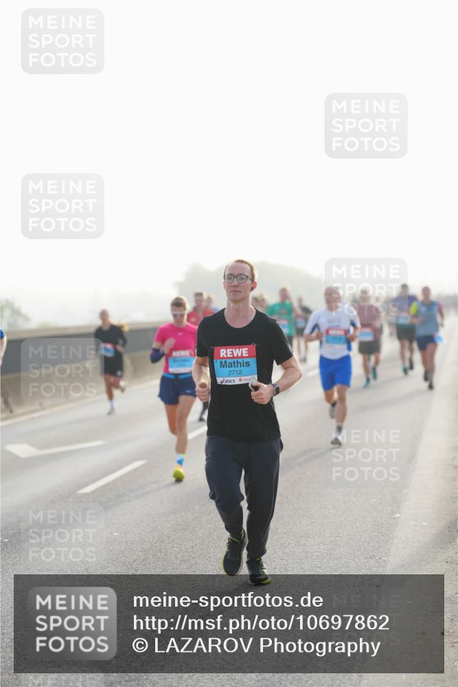 03.10.2026 - Köhlbrandbrückenlauf LAZAROV Photography http://msf.ph/oto/10697862 03.10.2026 09:17:28 Position 3 2712 meine-sportfotos.de