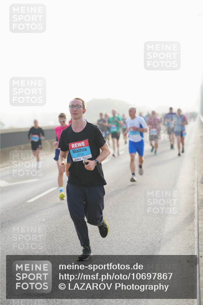03.10.2026 - Köhlbrandbrückenlauf LAZAROV Photography http://msf.ph/oto/10697867 03.10.2026 09:17:28 Position 3 2712 meine-sportfotos.de