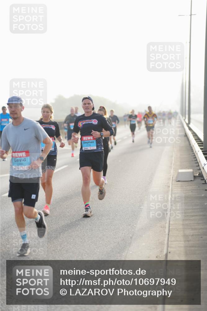 03.10.2026 - Köhlbrandbrückenlauf LAZAROV Photography http://msf.ph/oto/10697949 03.10.2026 09:17:39 Position 3 2486, 1776 meine-sportfotos.de