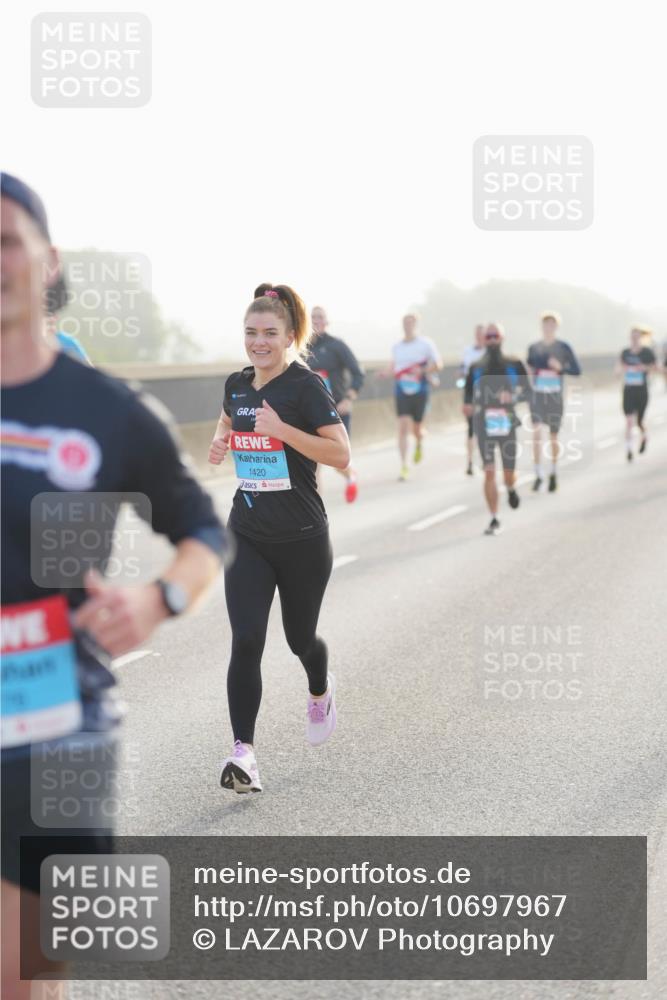 03.10.2026 - Köhlbrandbrückenlauf LAZAROV Photography http://msf.ph/oto/10697967 03.10.2026 09:17:42 Position 3 1420 meine-sportfotos.de