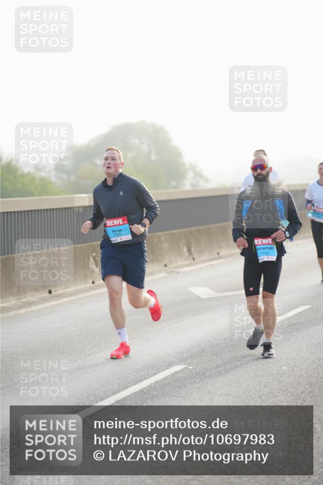 03.10.2026 - Köhlbrandbrückenlauf LAZAROV Photography http://msf.ph/oto/10697983 03.10.2026 09:17:44 Position 3 3765, 1730 meine-sportfotos.de