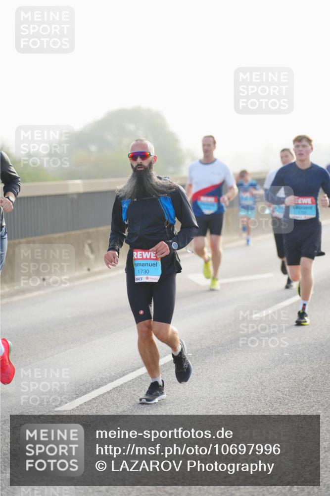 03.10.2026 - Köhlbrandbrückenlauf LAZAROV Photography http://msf.ph/oto/10697996 03.10.2026 09:17:45 Position 3 1730 meine-sportfotos.de