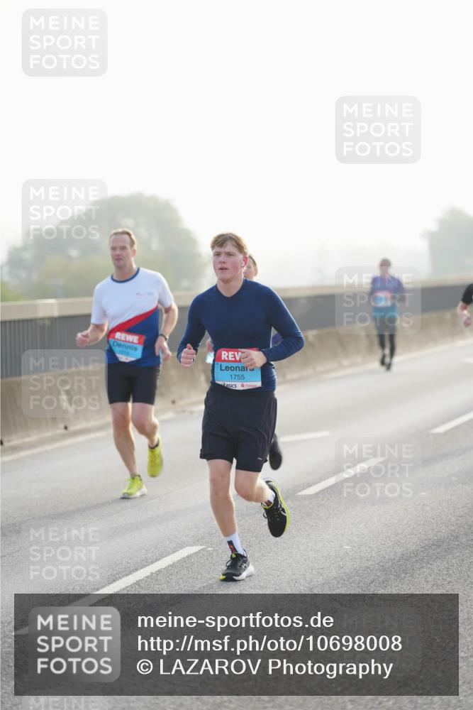 03.10.2026 - Köhlbrandbrückenlauf LAZAROV Photography http://msf.ph/oto/10698008 03.10.2026 09:17:47 Position 3 1755 meine-sportfotos.de