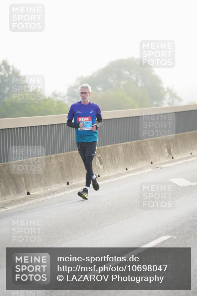 03.10.2026 - Köhlbrandbrückenlauf LAZAROV Photography http://msf.ph/oto/10698047 03.10.2026 09:17:52 Position 3 2321 meine-sportfotos.de