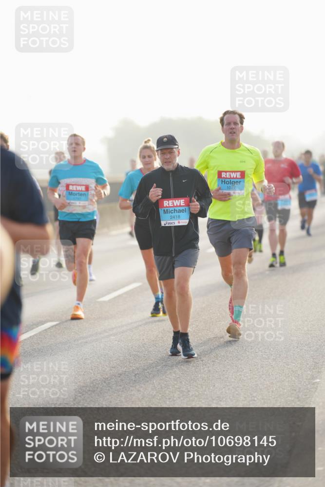 03.10.2026 - Köhlbrandbrückenlauf LAZAROV Photography http://msf.ph/oto/10698145 03.10.2026 09:18:08 Position 3 1797, 2418, 1027 meine-sportfotos.de