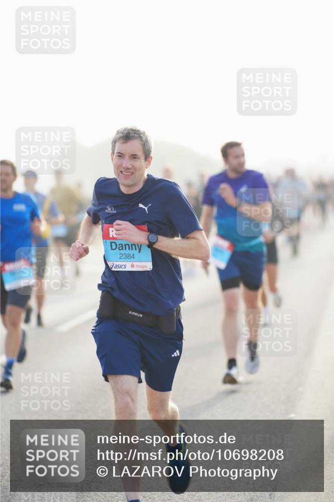 03.10.2026 - Köhlbrandbrückenlauf LAZAROV Photography http://msf.ph/oto/10698208 03.10.2026 09:18:15 Position 3 2384 meine-sportfotos.de