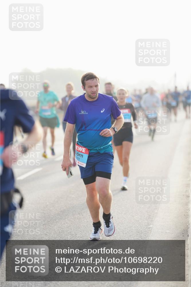 03.10.2026 - Köhlbrandbrückenlauf LAZAROV Photography http://msf.ph/oto/10698220 03.10.2026 09:18:16 Position 3 2631 meine-sportfotos.de