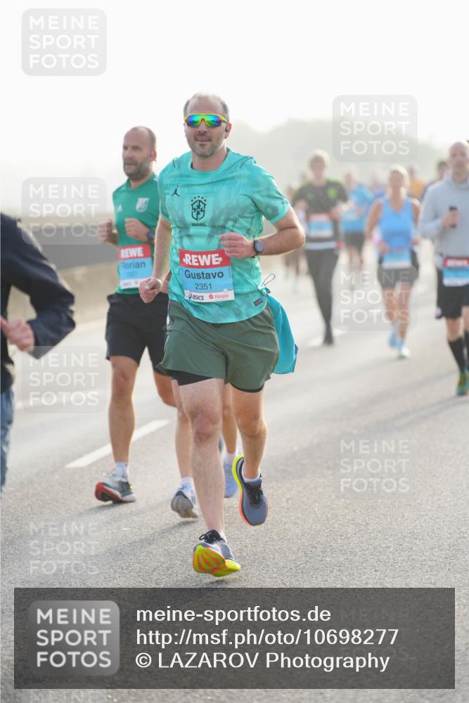 03.10.2026 - Köhlbrandbrückenlauf LAZAROV Photography http://msf.ph/oto/10698277 03.10.2026 09:18:22 Position 3 2007, 2351 meine-sportfotos.de
