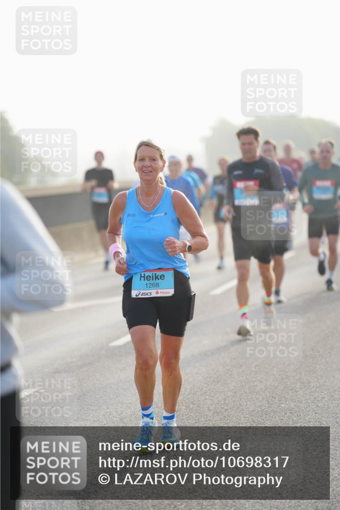 03.10.2026 - Köhlbrandbrückenlauf LAZAROV Photography http://msf.ph/oto/10698317 03.10.2026 09:18:28 Position 3 1268 meine-sportfotos.de