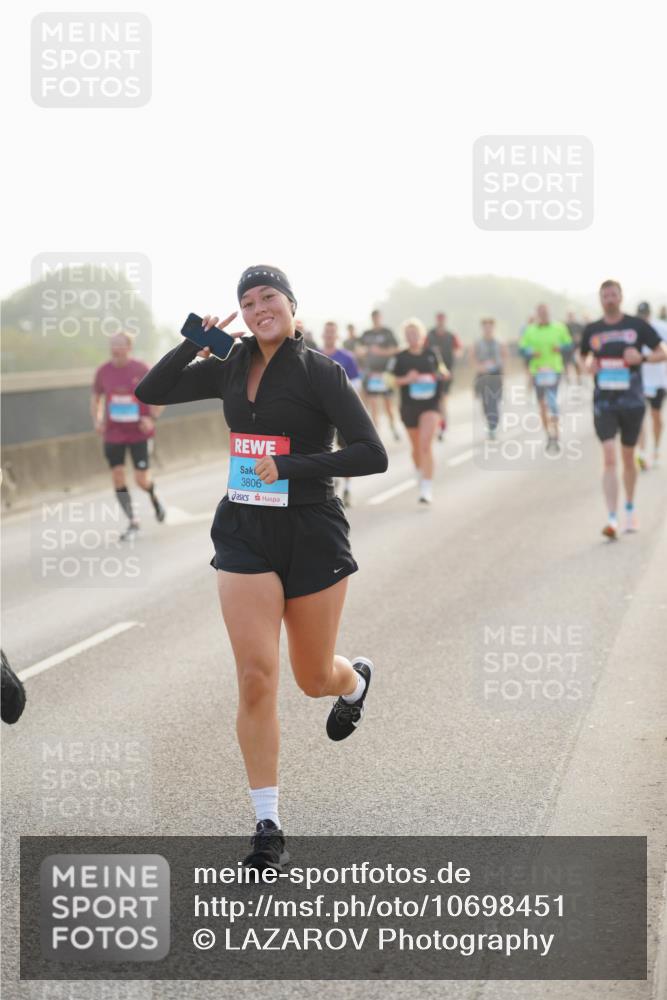 03.10.2026 - Köhlbrandbrückenlauf LAZAROV Photography http://msf.ph/oto/10698451 03.10.2026 09:18:43 Position 3 3806 meine-sportfotos.de