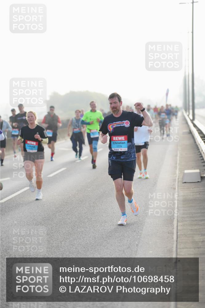 03.10.2026 - Köhlbrandbrückenlauf LAZAROV Photography http://msf.ph/oto/10698458 03.10.2026 09:18:45 Position 3 1779 meine-sportfotos.de