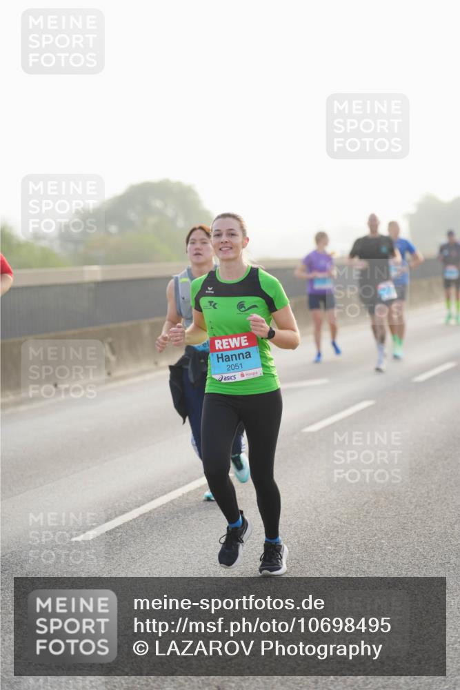 03.10.2026 - Köhlbrandbrückenlauf LAZAROV Photography http://msf.ph/oto/10698495 03.10.2026 09:18:51 Position 3 2051 meine-sportfotos.de