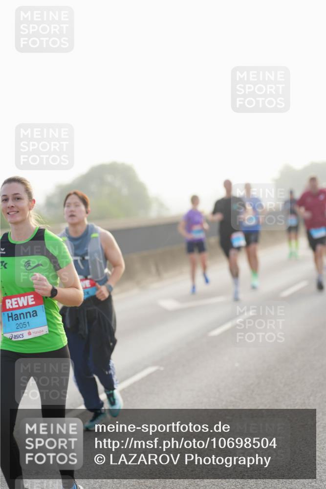 03.10.2026 - Köhlbrandbrückenlauf LAZAROV Photography http://msf.ph/oto/10698504 03.10.2026 09:18:52 Position 3 2051 meine-sportfotos.de