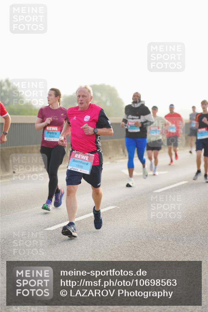 03.10.2026 - Köhlbrandbrückenlauf LAZAROV Photography http://msf.ph/oto/10698563 03.10.2026 09:19:02 Position 3 2669, 1839 meine-sportfotos.de