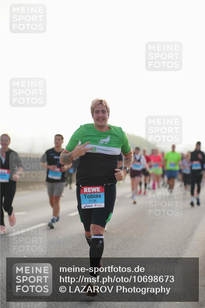 03.10.2026 - Köhlbrandbrückenlauf LAZAROV Photography http://msf.ph/oto/10698673 03.10.2026 09:19:14 Position 3 2136 meine-sportfotos.de