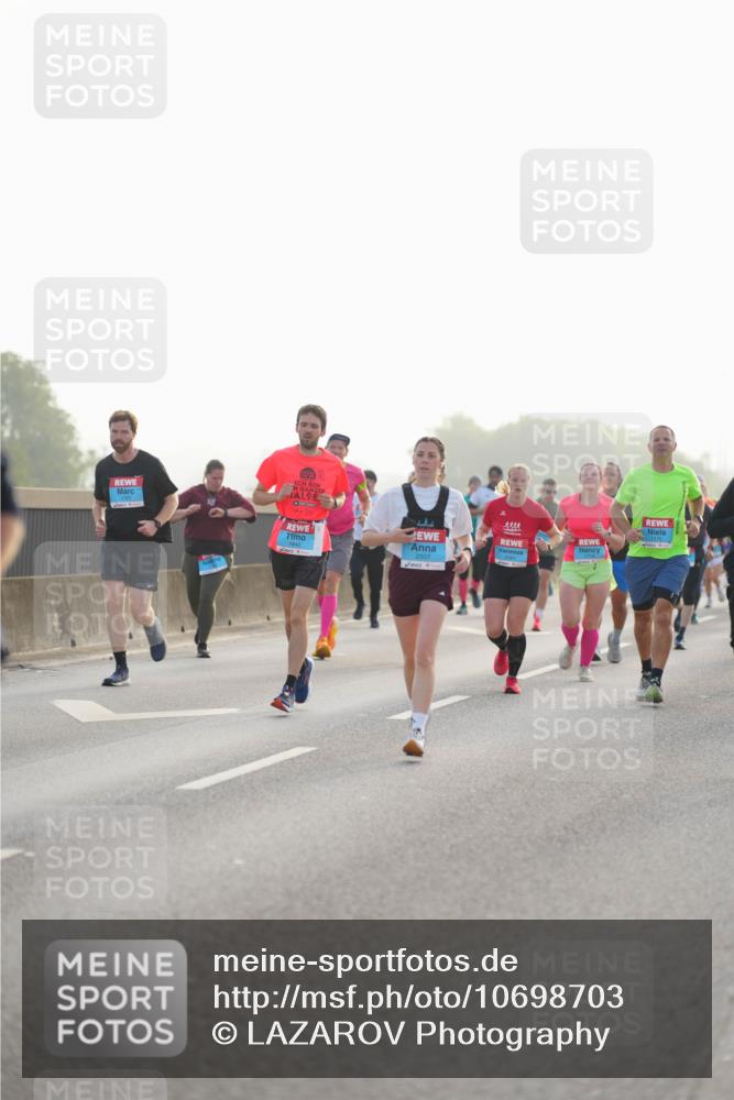 03.10.2026 - Köhlbrandbrückenlauf LAZAROV Photography http://msf.ph/oto/10698703 03.10.2026 09:19:18 Position 3 2507 meine-sportfotos.de
