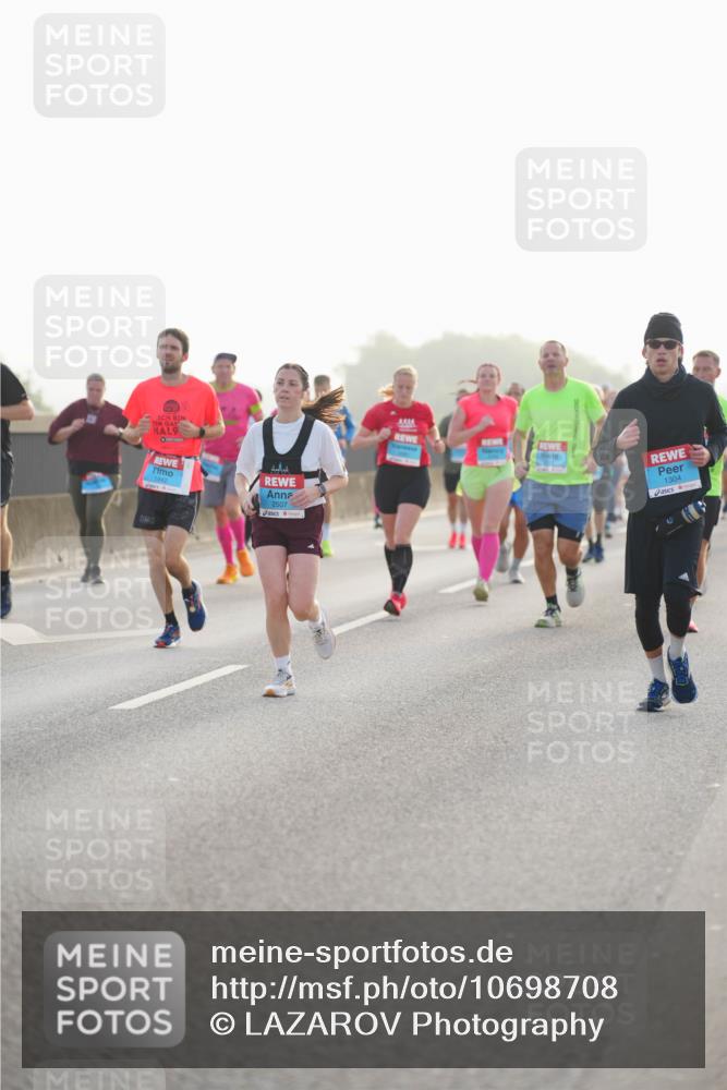 03.10.2026 - Köhlbrandbrückenlauf LAZAROV Photography http://msf.ph/oto/10698708 03.10.2026 09:19:18 Position 3 9, 2507, 1304 meine-sportfotos.de